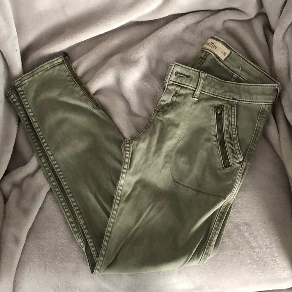 Hollister skinny pants
